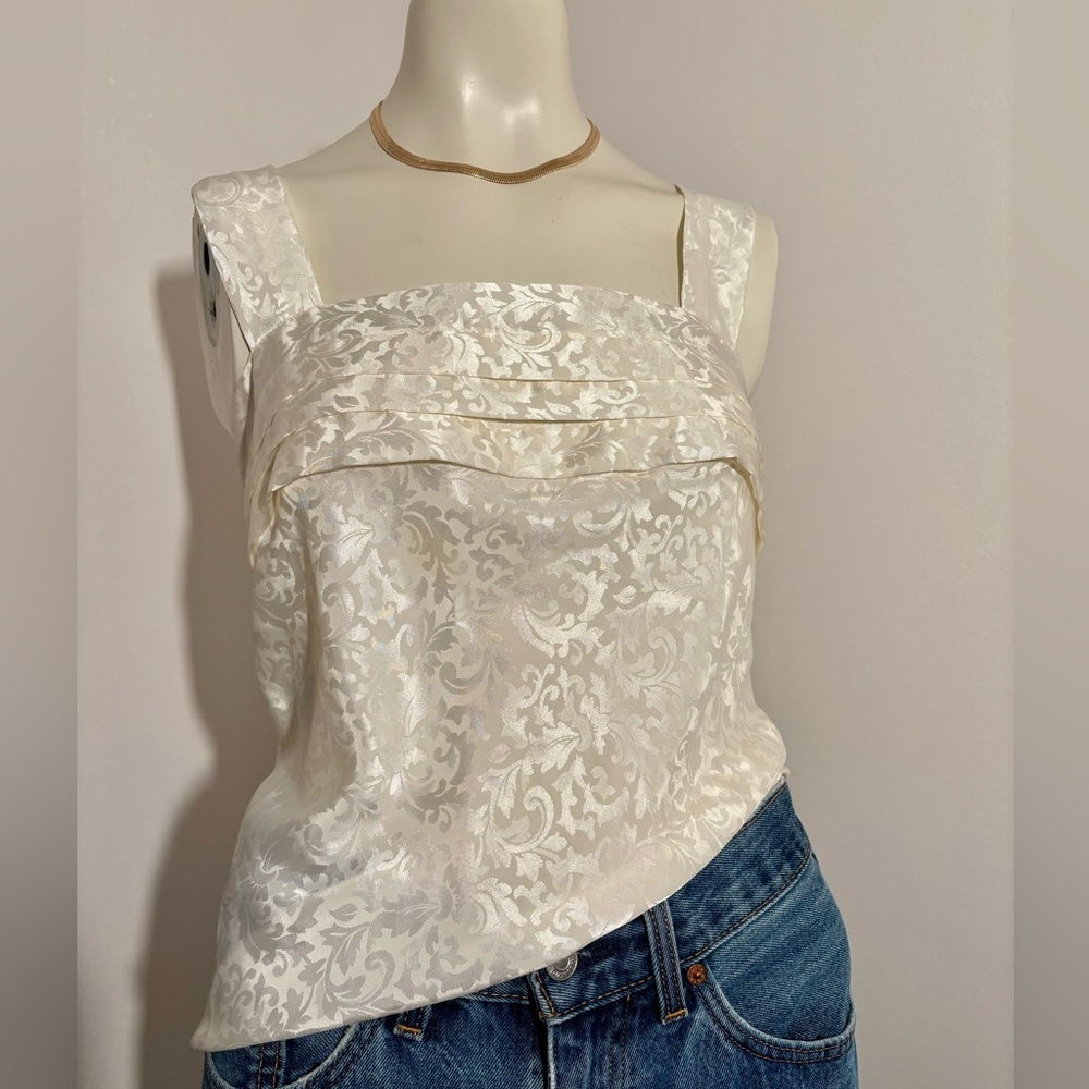 Vintage 1960s era Lucie Ann Elegant Cream Sleeveless Top